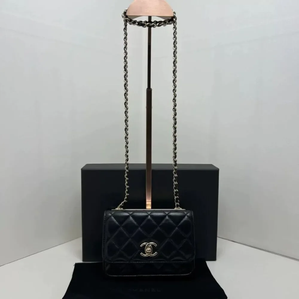Chanel Women Pre-Loved Bag Very Good Condition